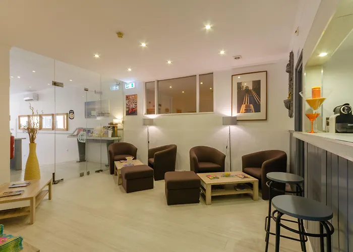 Dinya Lisbon Hotel